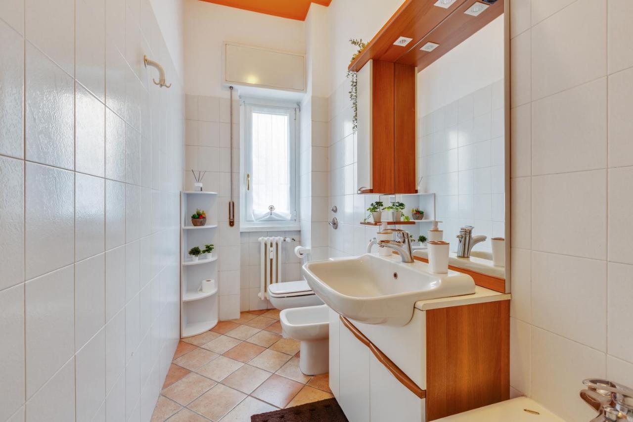 Апартаменты Darsena & Navigli Cosy Flat Милан Экстерьер фото